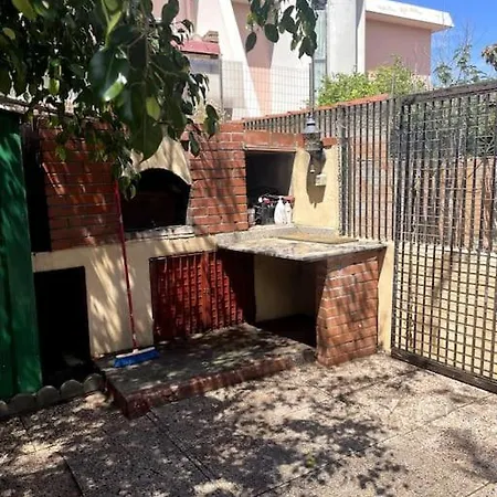Casa Indipendente 300 M Dal Mare *