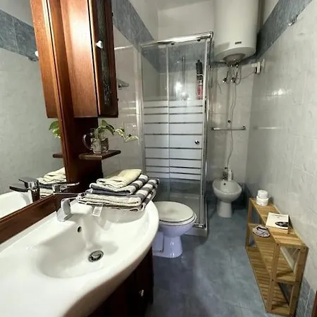 Casa Indipendente 300 M Dal Mare Apartment *
