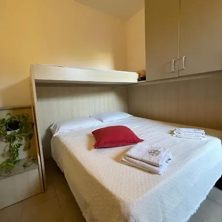 Casa Indipendente 300 M Dal Mare Apartamento